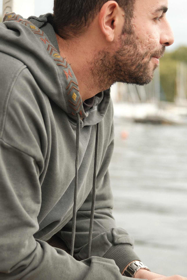 Sage Kapşonlu Nakışlı Sweatshirt