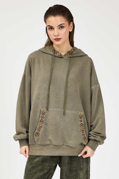 Sage Kapşonlu Nakışlı Sweatshirt- Kadın