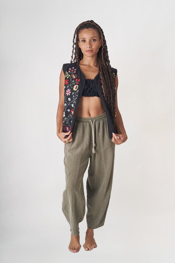 Siyah Örgü Yelek – Ön Satış