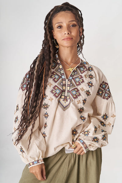 Mozaik Çiçek Desenli Bluz – (Ön Satış)