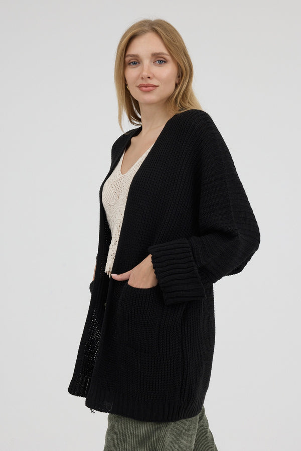Noir Cocoon Cepli Oversize Triko Hırka - Kadın — yan görünüm